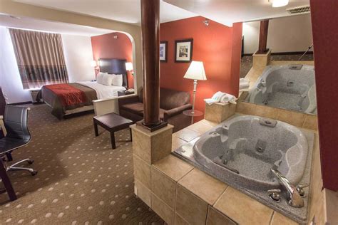 hotels with jacuzzi in room pittsburgh|romantic hotels pittsburgh jacuzzi.